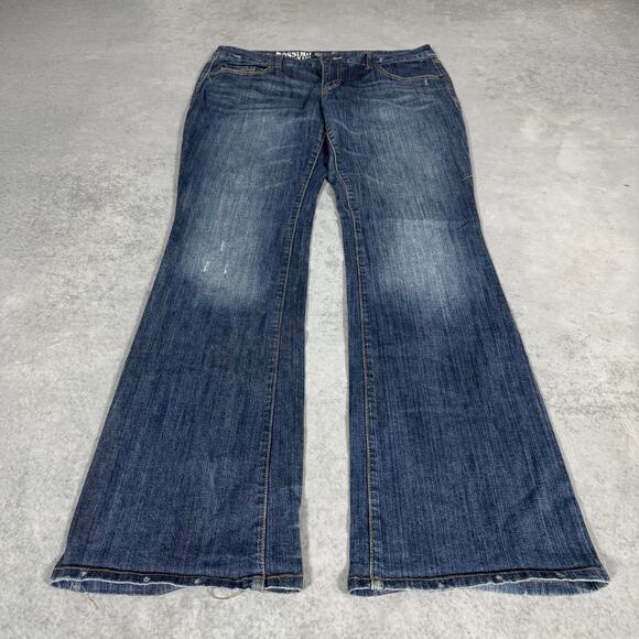 Mossimo Supply Co Bootcut Jeans Faded Dark Wash Denim - Size: 13R - Picture 2 of 11